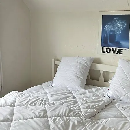 4 Bedroom Pet Friendly In בית נופש